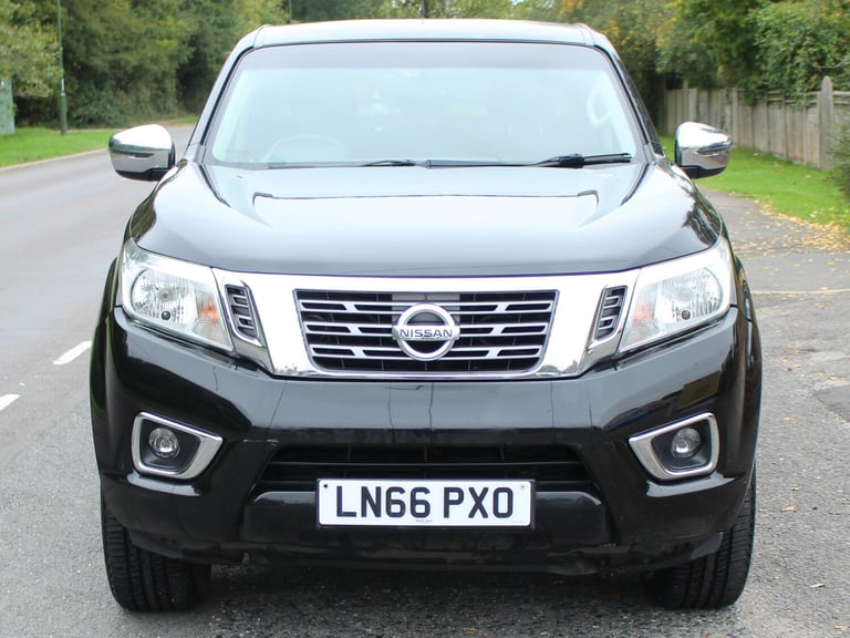 2016 Nissan Navara 2.3 dCi Acenta+ Pickup Double Cab 4dr Diesel Manual 4WD Euro
