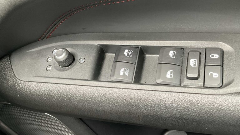 2023 Jeep Compass 1.3 T4 GSE 4xe PHEV Trailhawk 5dr Auto ESTATE PETROL/ELECTRIC Automatic