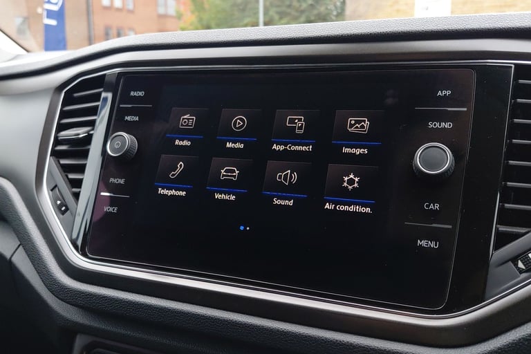 2019 Volkswagen T-Roc 1.5 TSI EVO SE 5dr SUV Petrol Manual