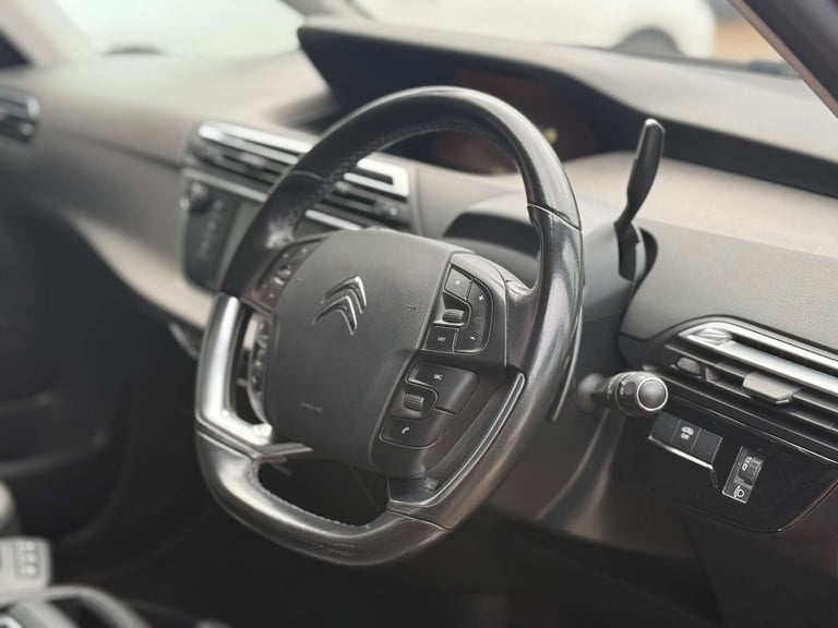 2015 Citroen C4 Picasso 2.0 C4 Grand Picasso Exclusive+ Blue HDi Auto 5dr MPV Diesel Automatic