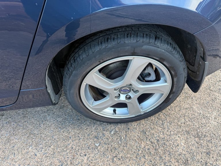 2012 Volvo V60 2.0 D3 SE Estate 5dr Diesel Manual Euro 5 (s/s) (163 ps) Estate Diesel Manual