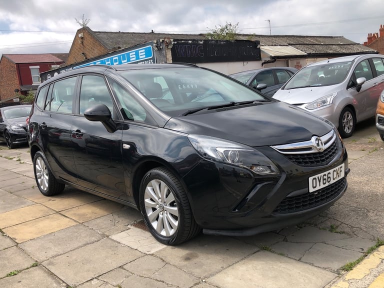 2016 Vauxhall Zafira 1.4T Design 5dr MPV Petrol Manual