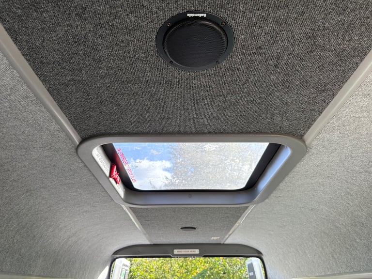 67reg Peugeot Boxer / Citroen Relay 2.0hdi 6spd 17 Seat WAV Minibus_Non D1 Model