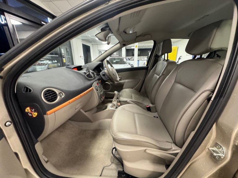 2006 06 RENAULT CLIO 1.6 VVT INITIALE HATCHBACK 5DR PETROL MANUAL (157 G/KM, 111