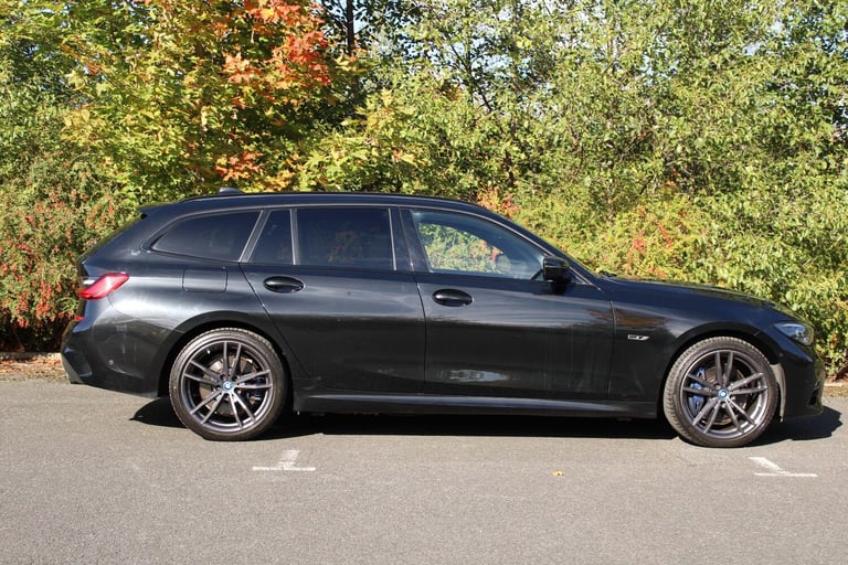 2021 BMW 3 Series 2.0 330e 12kWh M Sport Touring Auto Euro 6 (s/s) 5dr ESTATE Petrol/Electric Hyb...