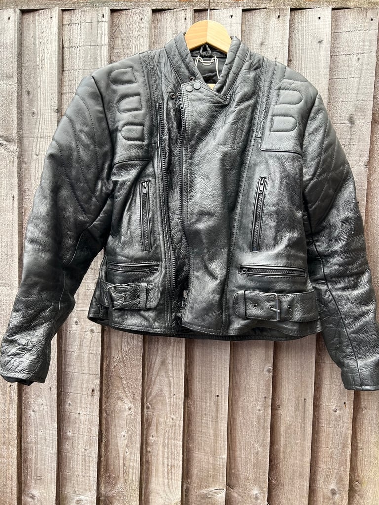 Leather jacket size 42 