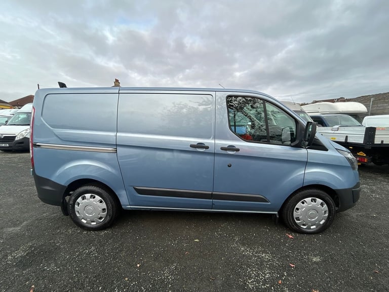 2017 Ford Transit Custom 2.0 TDCi 130ps Low Roof Van PANEL VAN Diesel Manual