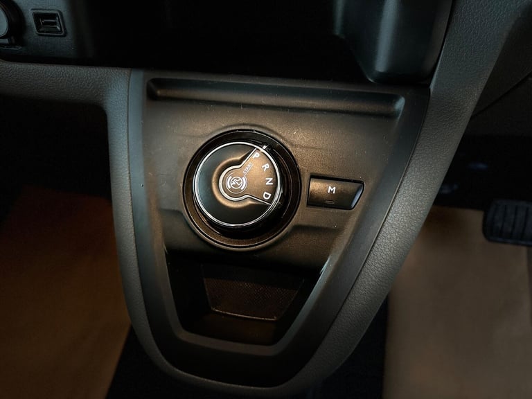 2022 Peugeot Expert 2.0 BlueHDi 1400 Asphalt Premium Standard Panel Van EAT8 MWB Euro 6 (s/s) 6 P...