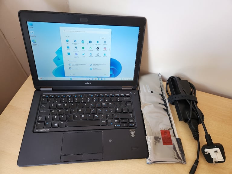 Dell Latitude E7250 Ultrabook Laptop: Windows 11 - Intel Core i7 –16GB Ram & 480GB SSD – New Battery