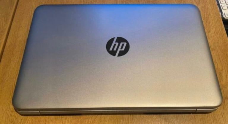Laptop VFAST i3 8GB HP HD Pavilion 128GB SSD,Window10,office,Ready