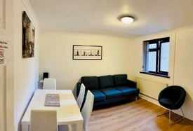 2 rooms available in a 4 bedroom fully furnished lovely student property 