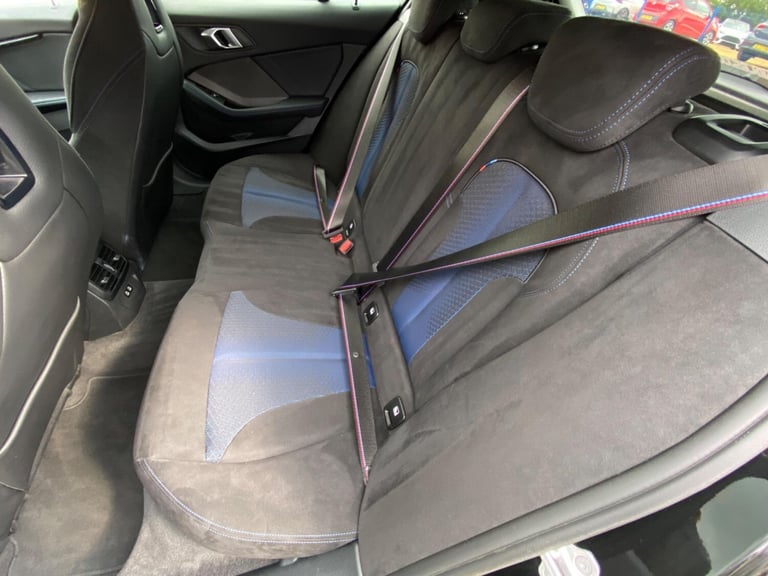 2023 BMW 1 Series 2.0 M135i Auto xDrive Euro 6 (s/s) 5dr HATCHBACK Petrol Automatic