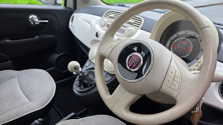 Fiat 500 Lounge, 875cc turbo, low miles