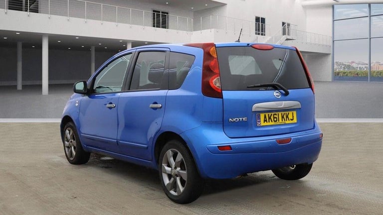 2011 Nissan Note 1.4 16V n-tec Euro 5 5dr MPV Petrol Manual