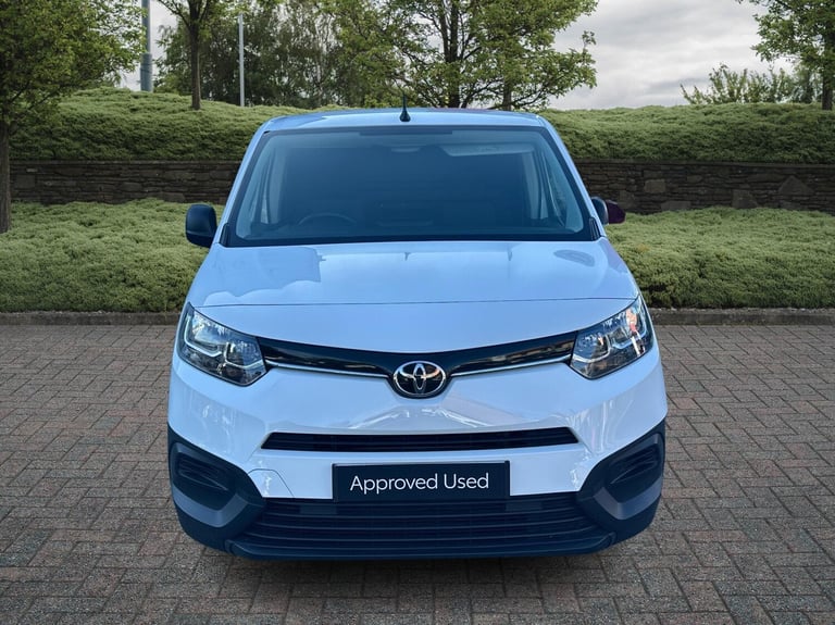 2024 Toyota ProAce 1.5D 100 Active Van (6 Speed) Van Diesel Manual