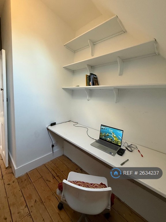 1 bedroom in Ditton Court Road, Westcliff-On-Sea, SS0 (#2634237)