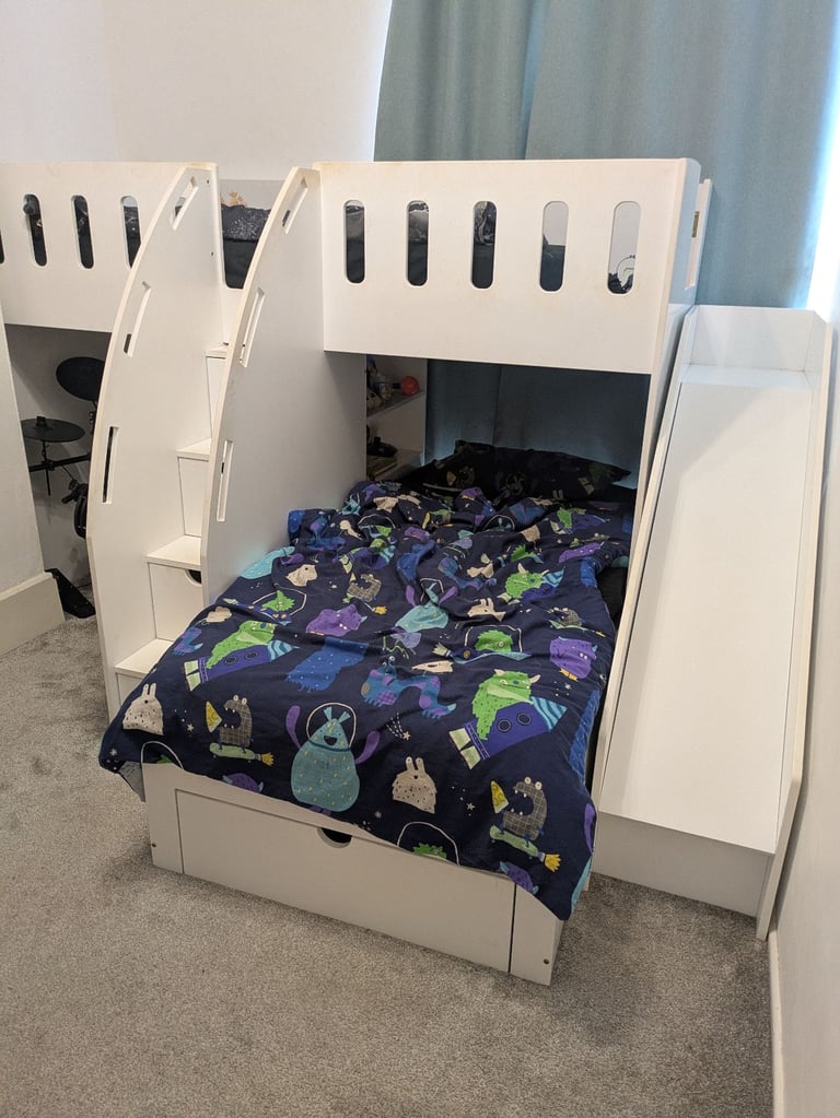 Triple Bunk Slide Bed with mattresses 