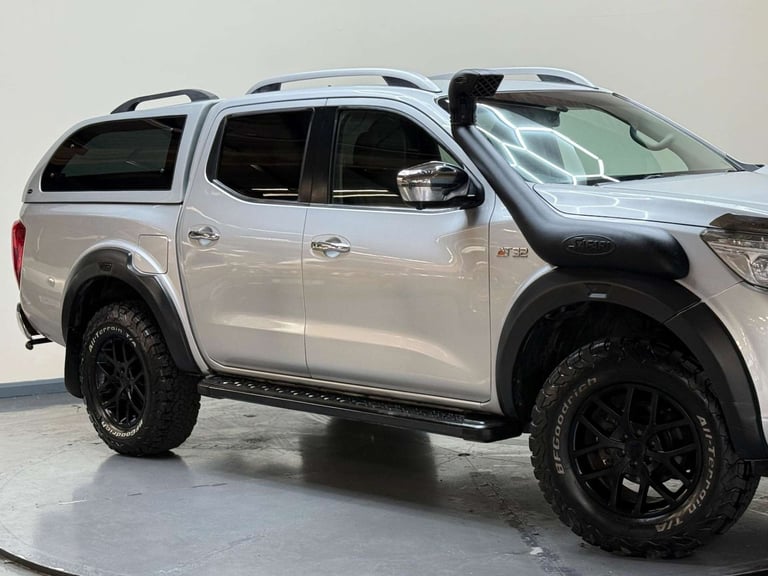 2018 Nissan Navara 2.3 dCi Off-Roader AT32 Auto 4WD Euro 6 4dr Pickup Diesel Automatic