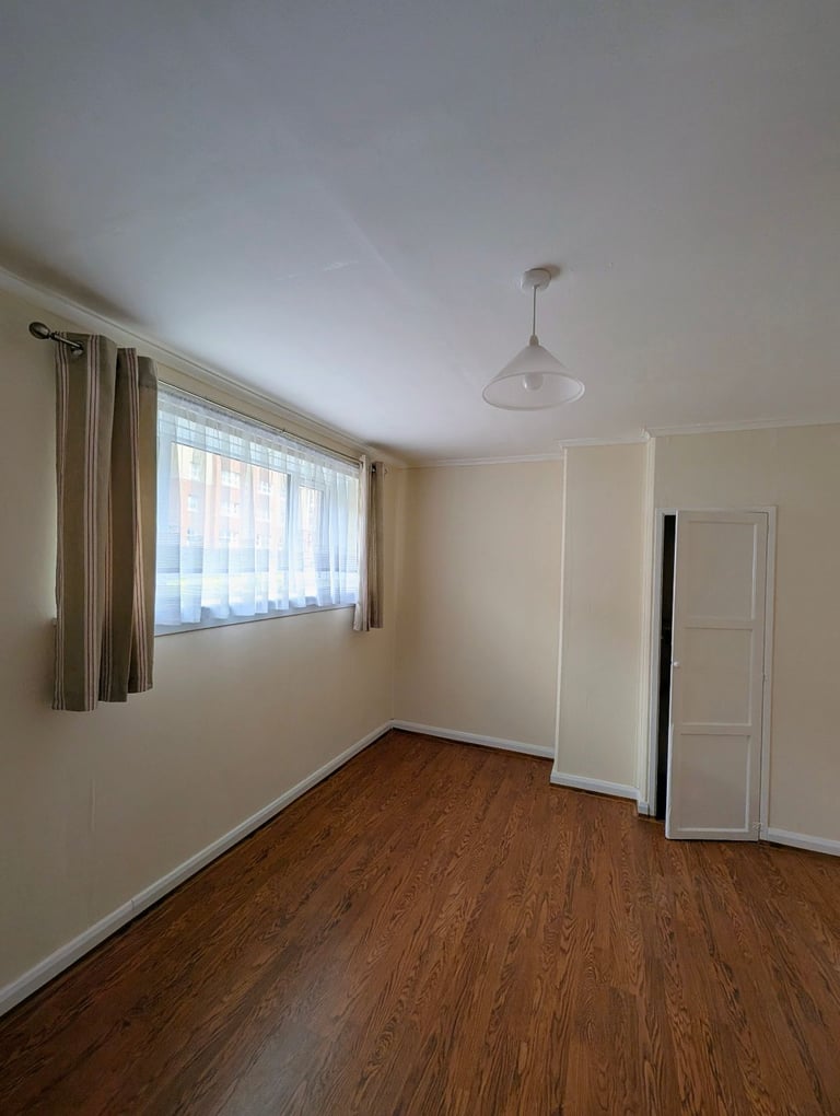 Three bedroom large house for rent in Westcliff, Dumbarton 