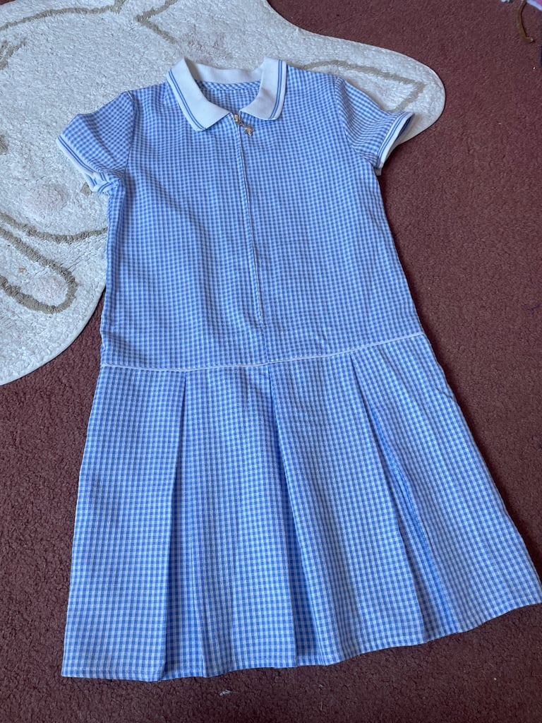 School clothes age 6-7