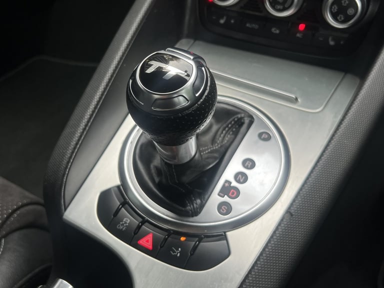 AUDI TT 2.0 TDI Black Edition 2013