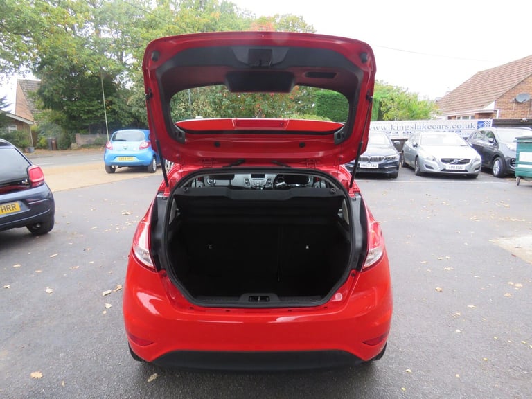 2016 Ford Fiesta 1.0T EcoBoost Zetec Euro 6 (s/s) 5dr HATCHBACK Petrol Manual