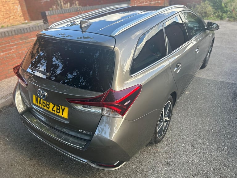 Toyota, AURIS, Estate, 2018, Auto, 1798 (cc), 5 doors