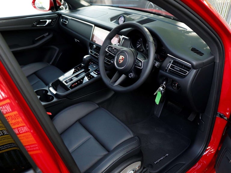2025 Porsche Macan 5dr PDK ESTATE PETROL Automatic