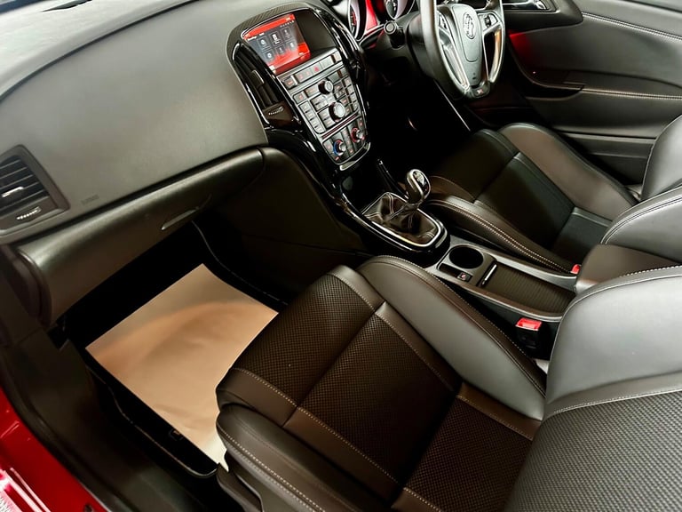 2015 Vauxhall Astra GTC 2.0T VXR Euro 6 (s/s) 3dr HATCHBACK Petrol Manual