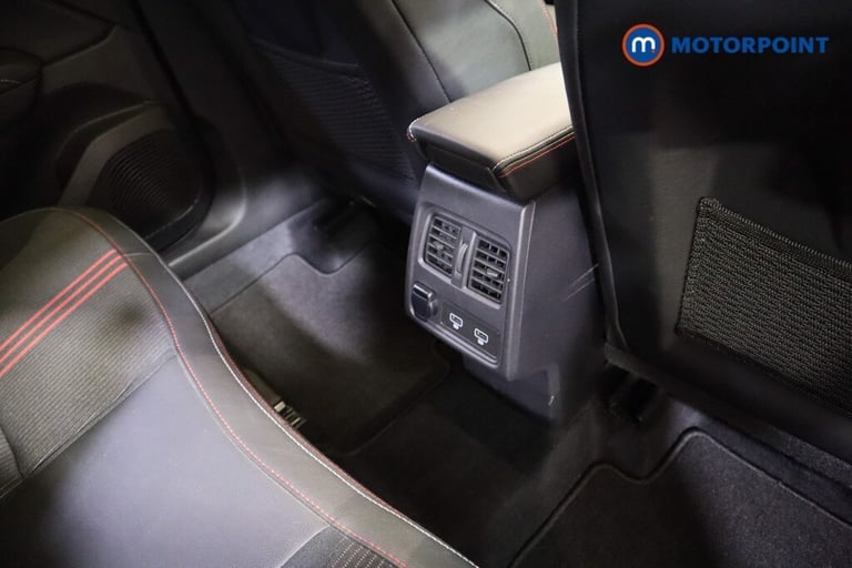 2021 Renault Captur 1.3 TCE 140 R.S. Line 5dr EDC SUV Petrol Automatic