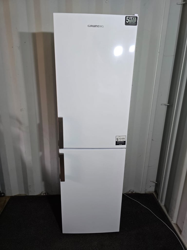 Free Delivery - Grundig Fridge/Freezer (£200)