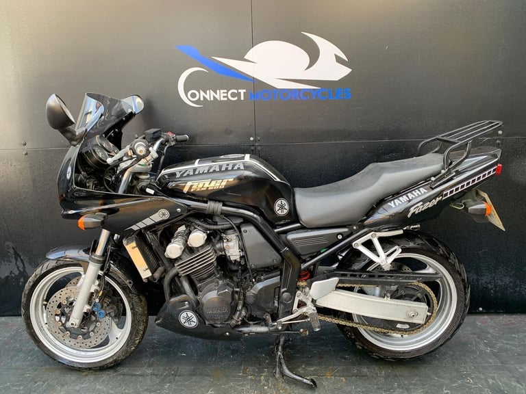 YAMHA FZS 600 FAZER PROJECT BIKE