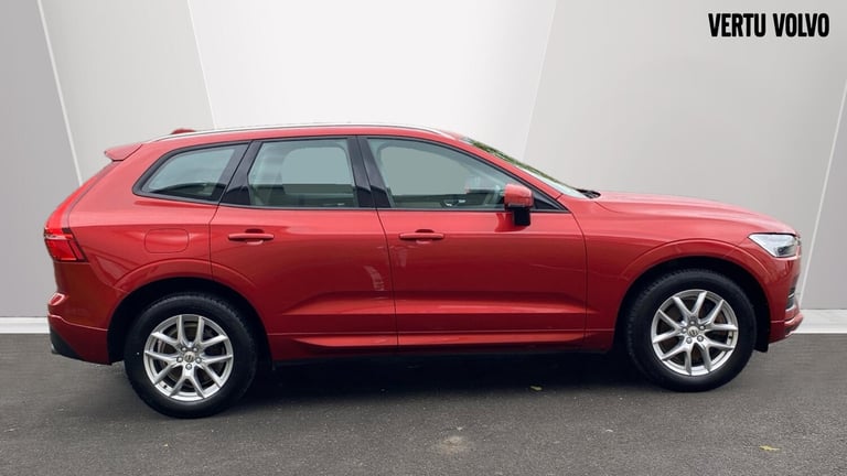 2021 Volvo XC60 2.0 B4D Momentum 5dr AWD Geartronic Diesel Estate Estate Diesel Automatic