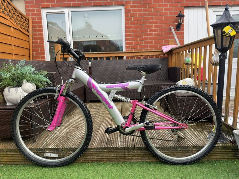 Ladies/Teens Full Suspension Mountain Bike