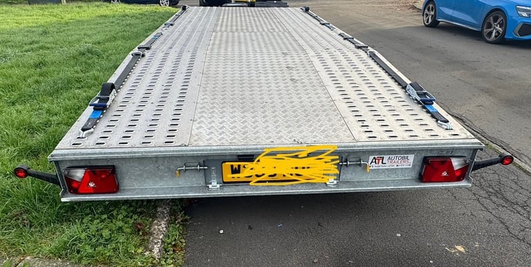 Brand new Jupiter triple axle trailer. 