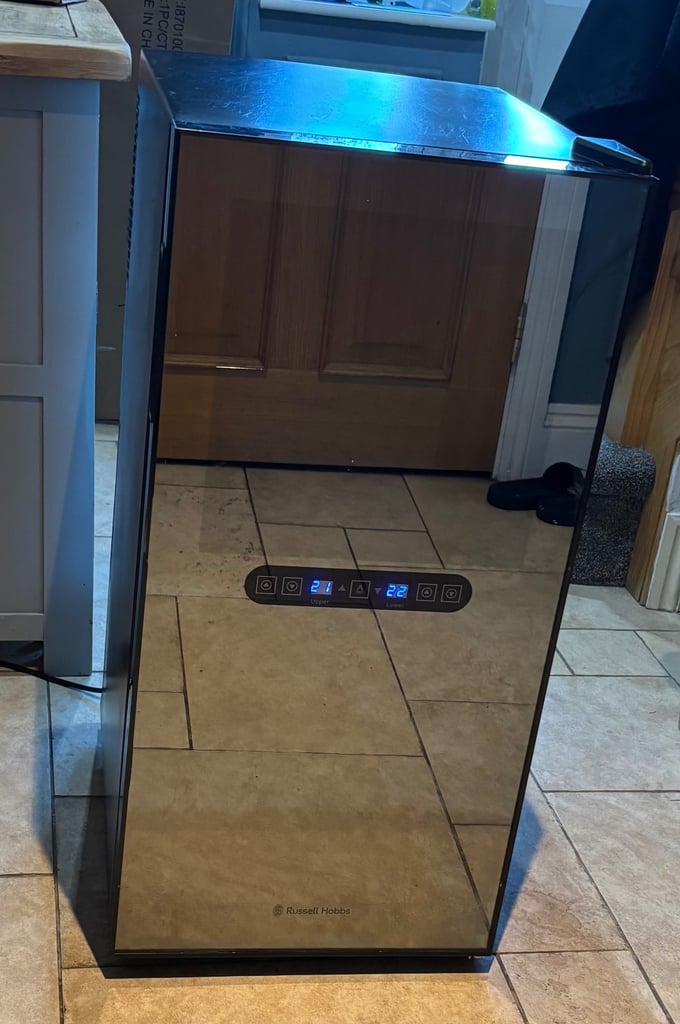image for Russell Hobbs Wine Fridge