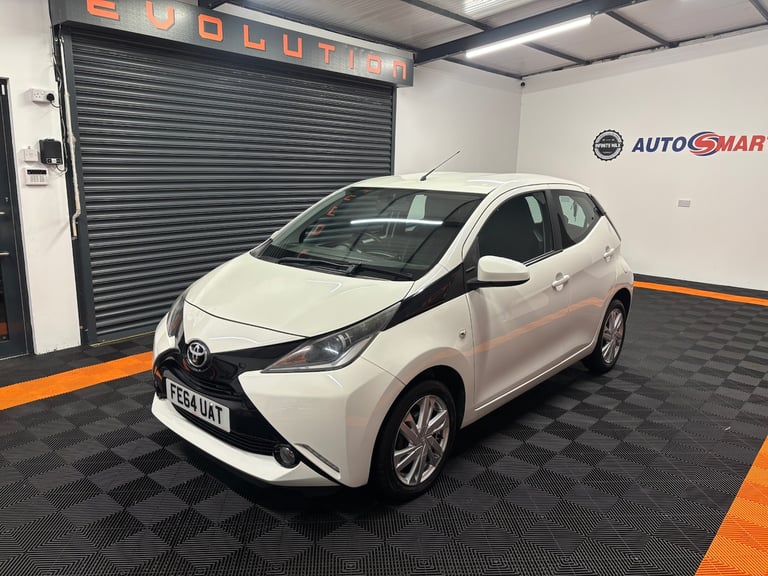 2014 Toyota AYGO 1.0 VVT-i X-Pression 5dr x-shift HATCHBACK Petrol Manual