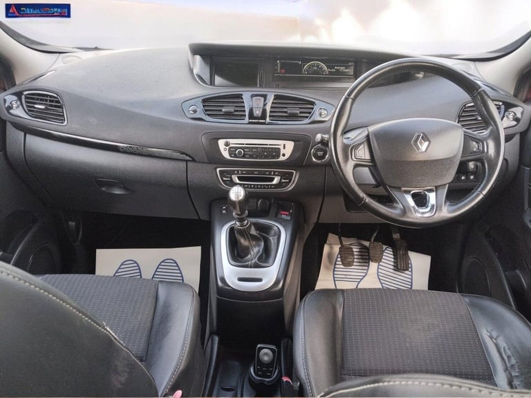 2013 Renault Scenic 1.6 dCi Dynamique TomTom Euro 5 (s/s) 5dr Diesel