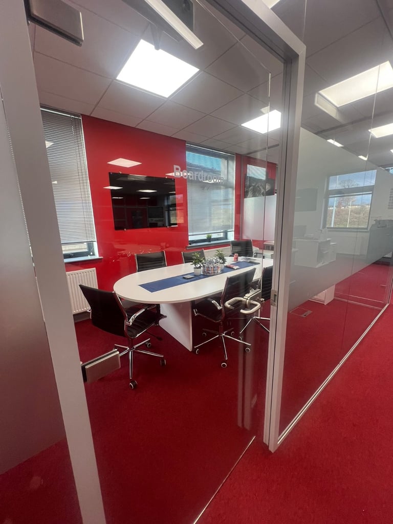 Glasgow All Inclusive Desk Rental  - 295/mth