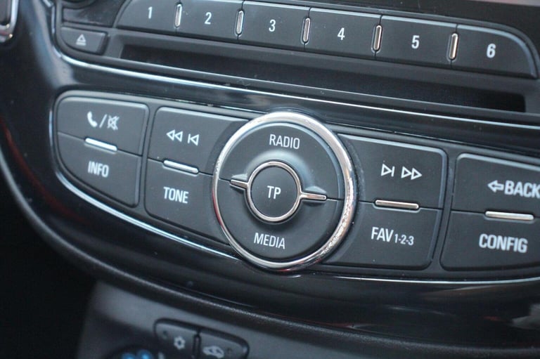 VAUXHALL ADAM 1.2 16v JAM Euro 5 3dr 2014