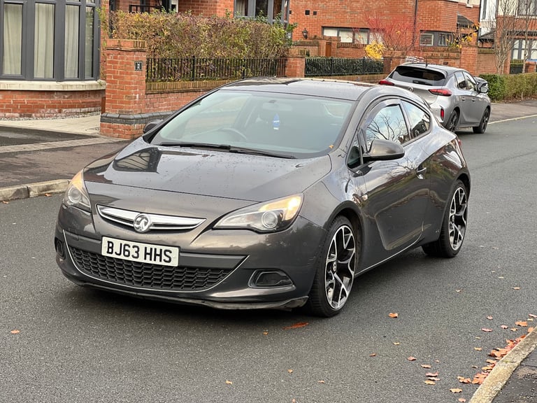 Vauxhall, ASTRA GTC, Hatchback, 2014, Manual, 1686 (cc), 3 doors