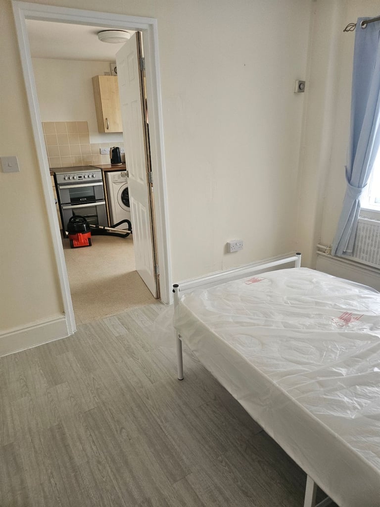 Room to rent