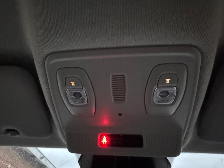 2020 Renault Zoe Hatchback (2019 - ) Hatchback Electric Automatic