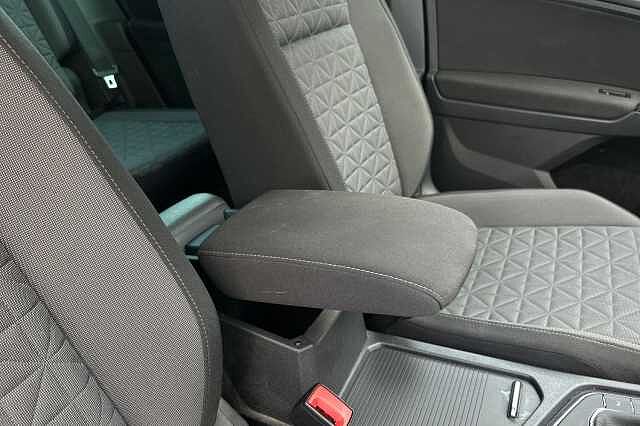 2022 Volkswagen Tiguan 1.5 TSI 150 Life 5dr DSG Estate Petrol Automatic