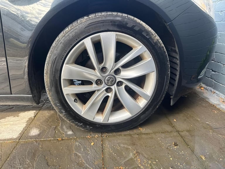 2012 Vauxhall Insignia 1.8i 16V SRi 5dr HATCHBACK Petrol Manual