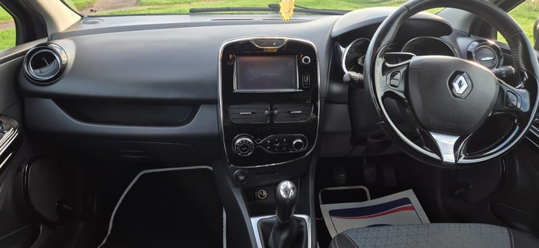 2014 Renault Clio 1.5 dCi 90 Dynamique S MediaNav Energy 5dr HATCHBACK Diesel Manual