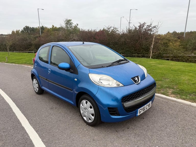 PEUGEOT 107 1.0 12V Urban 2011