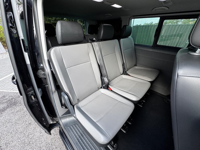 2020 Volkswagen Transporter Shuttle 2.0 TDI 150PS SE Minibus DSG MPV Diesel Automatic