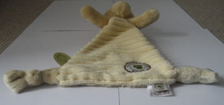 Hundred Acre Wood WINNIE-THE-POOH COMFORT BLANKET Baby Soft Toy Disney Plush Cuddly 