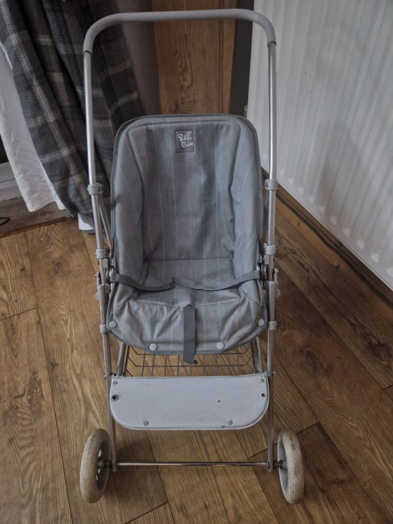 image for Silvercross wayfarer dolls pram